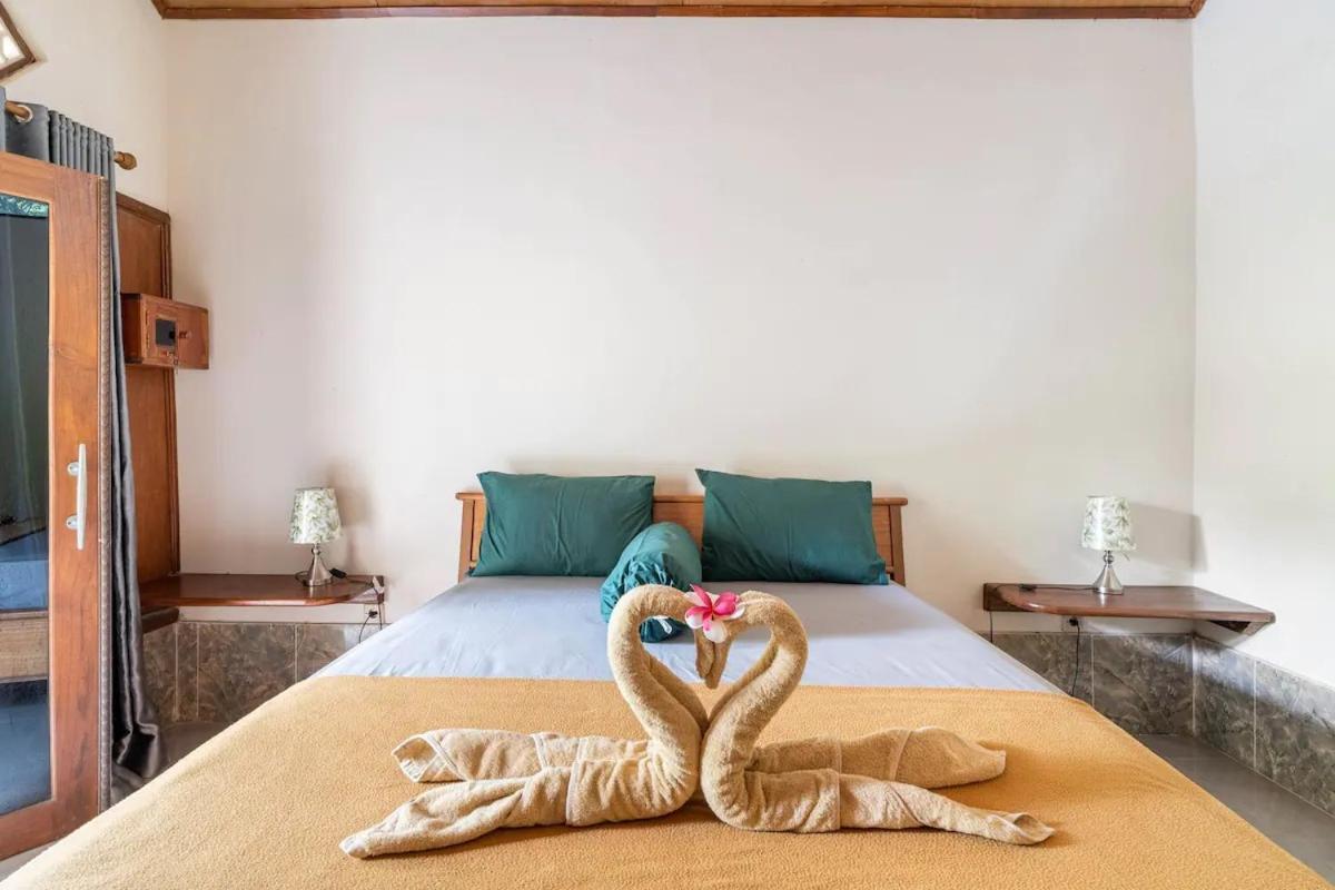 Run Gilis Apartment Gili Meno Exterior photo